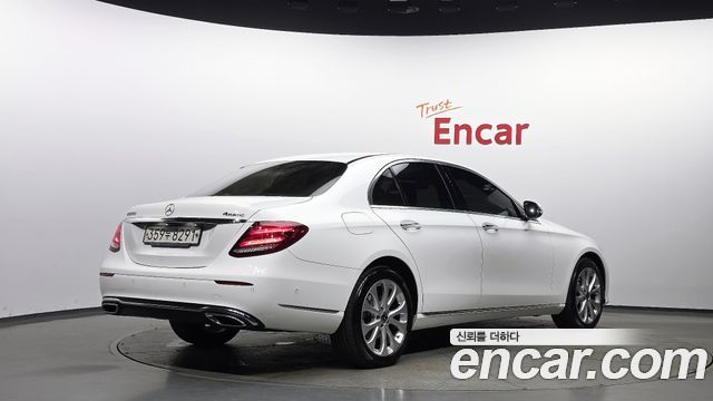 Mercedes-Benz E-Class E220d 4MATIC Exclusive
