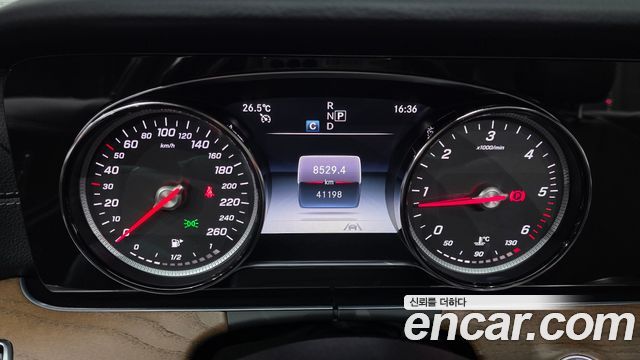 Mercedes-Benz E-Class E220d 4MATIC Exclusive
