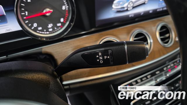 Mercedes-Benz E-Class E220d 4MATIC Exclusive