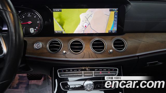 Mercedes-Benz E-Class E220d 4MATIC Exclusive