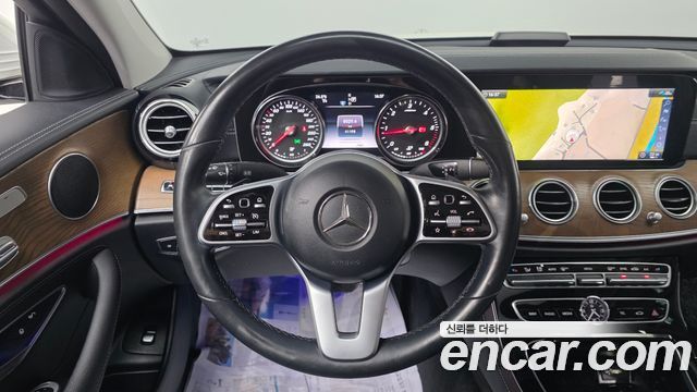 Mercedes-Benz E-Class E220d 4MATIC Exclusive