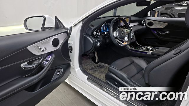 Mercedes-Benz C-Class C200 Coupe