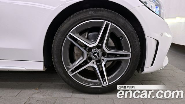Mercedes-Benz C-Class C200 Coupe
