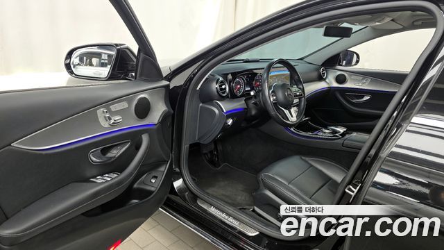 Mercedes-Benz E-Class E300 Avantgarde