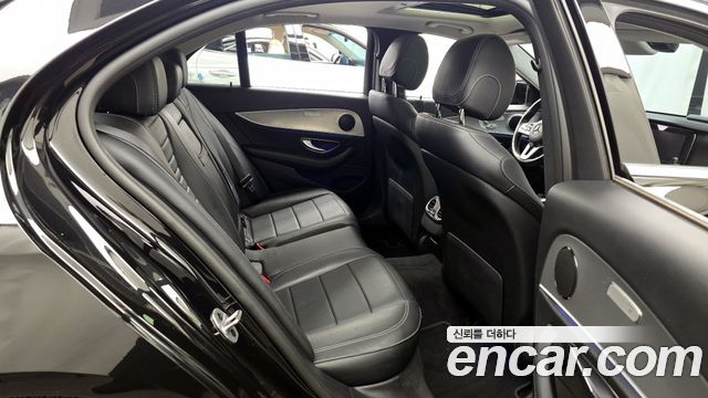 Mercedes-Benz E-Class E300 Avantgarde