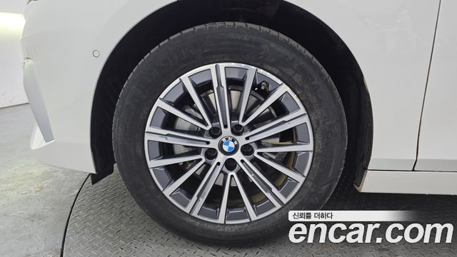 BMW 2-Series 220i Luxury
