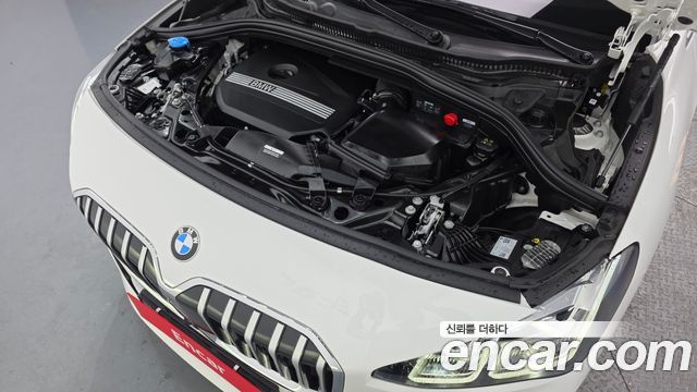 BMW 2-Series 220i Luxury