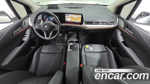 BMW 2-Series 220i Luxury