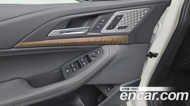 BMW 2-Series 220i Luxury