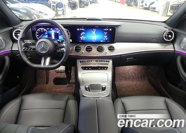 Mercedes-Benz E-Class E350 4MATIC AMG Line