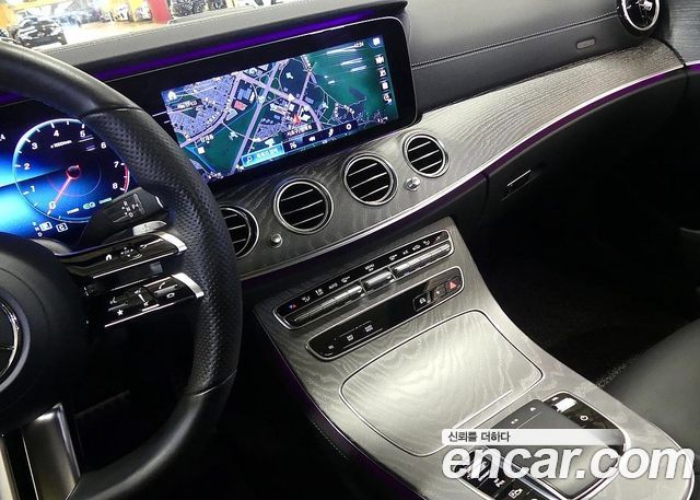 Mercedes-Benz E-Class E350 4MATIC AMG Line