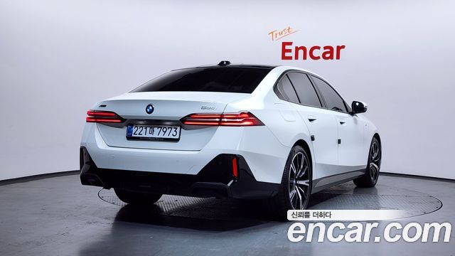 BMW 5-Series 530i xDrive M Sport