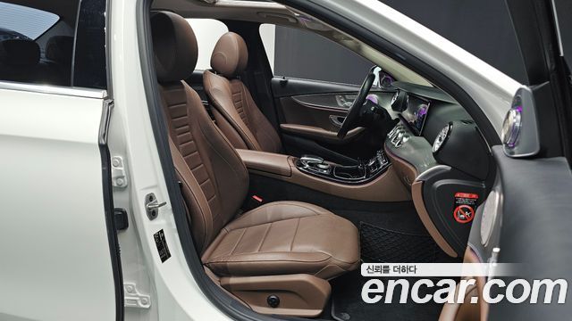 Mercedes-Benz E-Class E300 Avantgarde