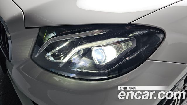 Mercedes-Benz E-Class E300 Avantgarde