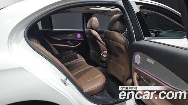 Mercedes-Benz E-Class E300 Avantgarde