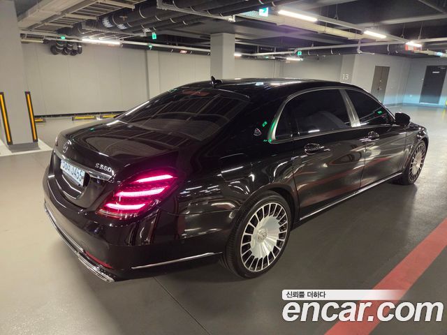 Mercedes-Benz S-Class Maybach S560 4MATIC