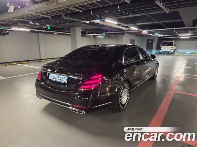 Mercedes-Benz S-Class Maybach S560 4MATIC