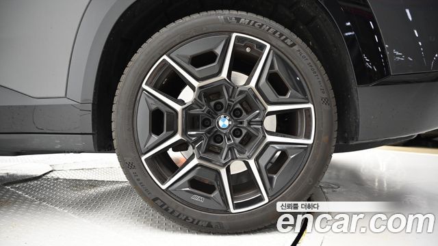 BMW XM 4.4