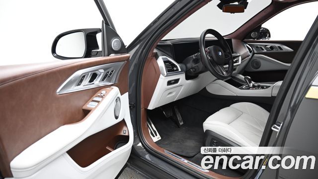 BMW XM 4.4