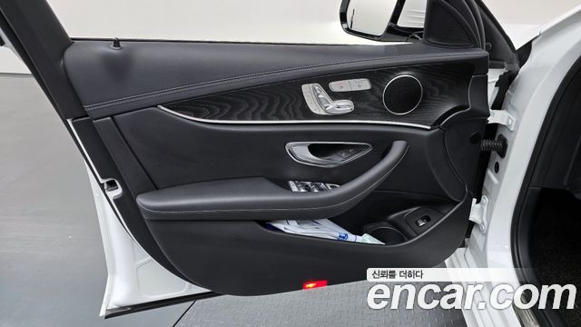 Mercedes-Benz E-Class E250 AMG Line