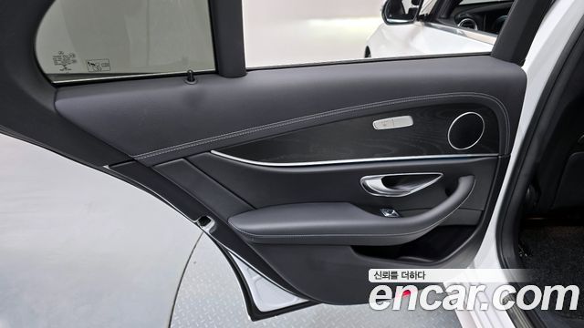 Mercedes-Benz E-Class E250 AMG Line