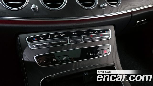 Mercedes-Benz E-Class E250 AMG Line