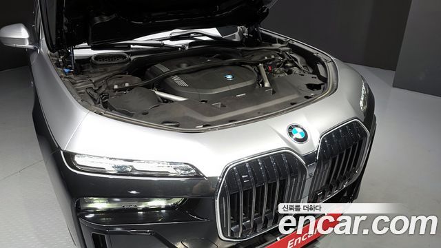 BMW 7-Series 740i sDrive M Sport