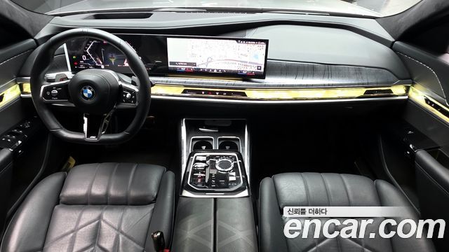 BMW 7-Series 740i sDrive M Sport