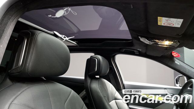 BMW 7-Series 740i sDrive M Sport