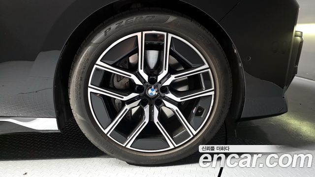 BMW 7-Series 740i sDrive M Sport