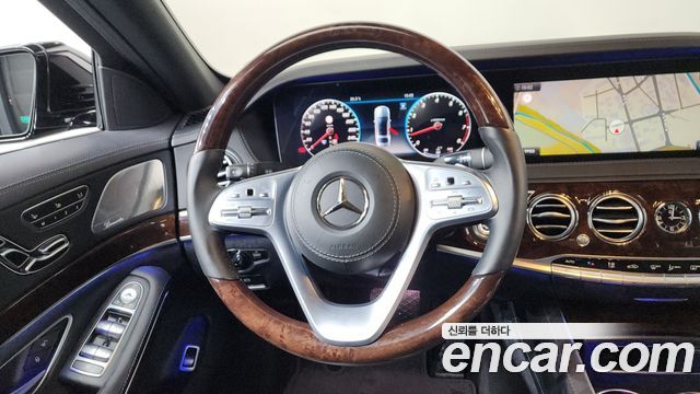Mercedes-Benz S-Class S560L 4MATIC