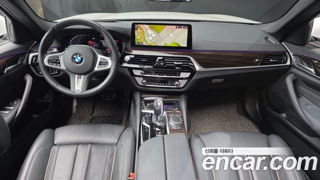 BMW 5-Series 520i M Sport