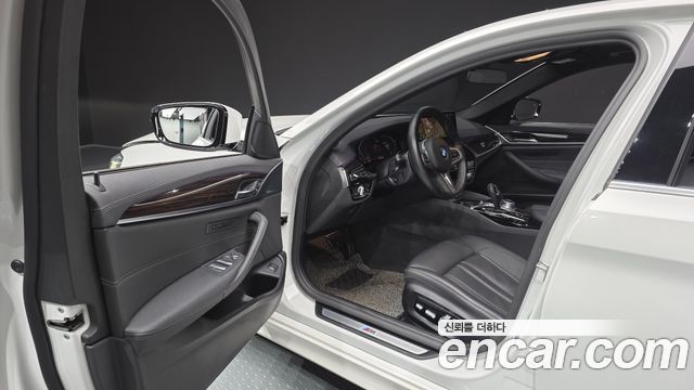 BMW 5-Series 520i M Sport