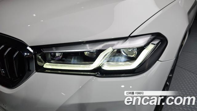 BMW 5-Series 520i M Sport