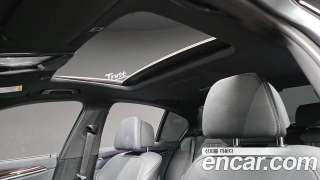 BMW 5-Series 520i M Sport