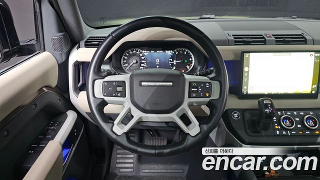 Land Rover Defender 110 D250 SE