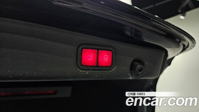 Mercedes-Benz E-Class E450 4MATIC Exclusive