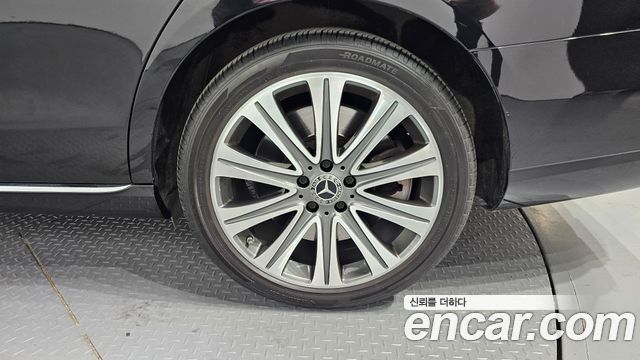 Mercedes-Benz E-Class E450 4MATIC Exclusive