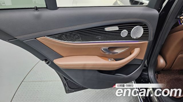 Mercedes-Benz E-Class E450 4MATIC Exclusive