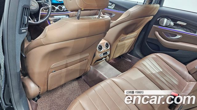 Mercedes-Benz E-Class E450 4MATIC Exclusive