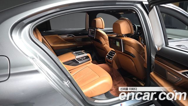 BMW 7-Series 730Ld xDrive M Sport