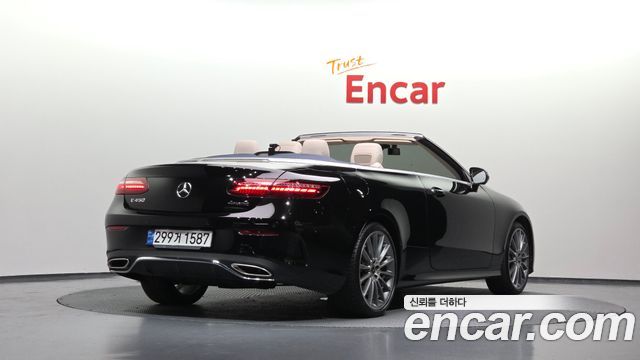 Mercedes-Benz E-Class E450 4MATIC Cabriolet