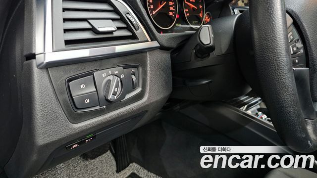 BMW 3-Series 320d