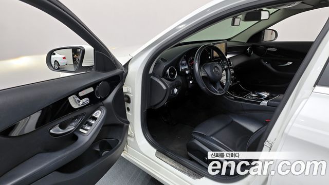 Mercedes-Benz C-Class C200