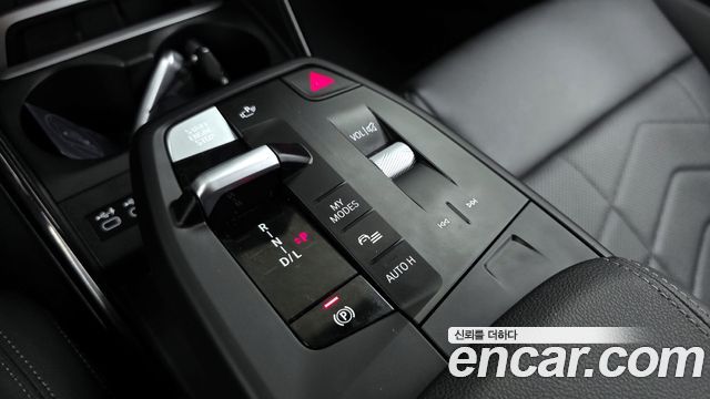 BMW 2-Series 220i Advantage