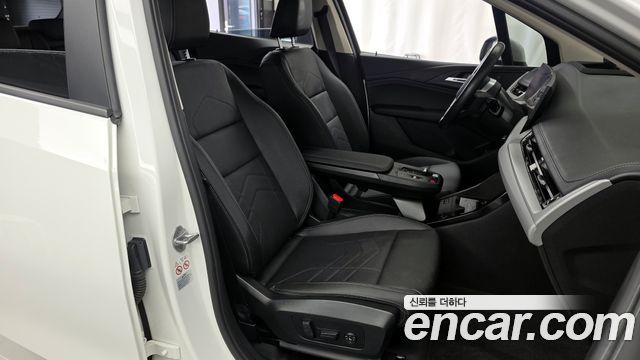 BMW 2-Series 220i Advantage