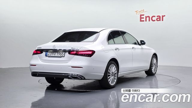 Mercedes-Benz E-Class E220d 4MATIC Exclusive