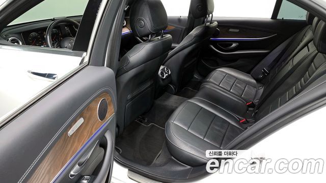 Mercedes-Benz E-Class E220d 4MATIC Exclusive