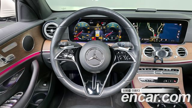 Mercedes-Benz E-Class E220d 4MATIC Exclusive