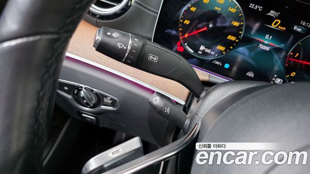 Mercedes-Benz E-Class E220d 4MATIC Exclusive